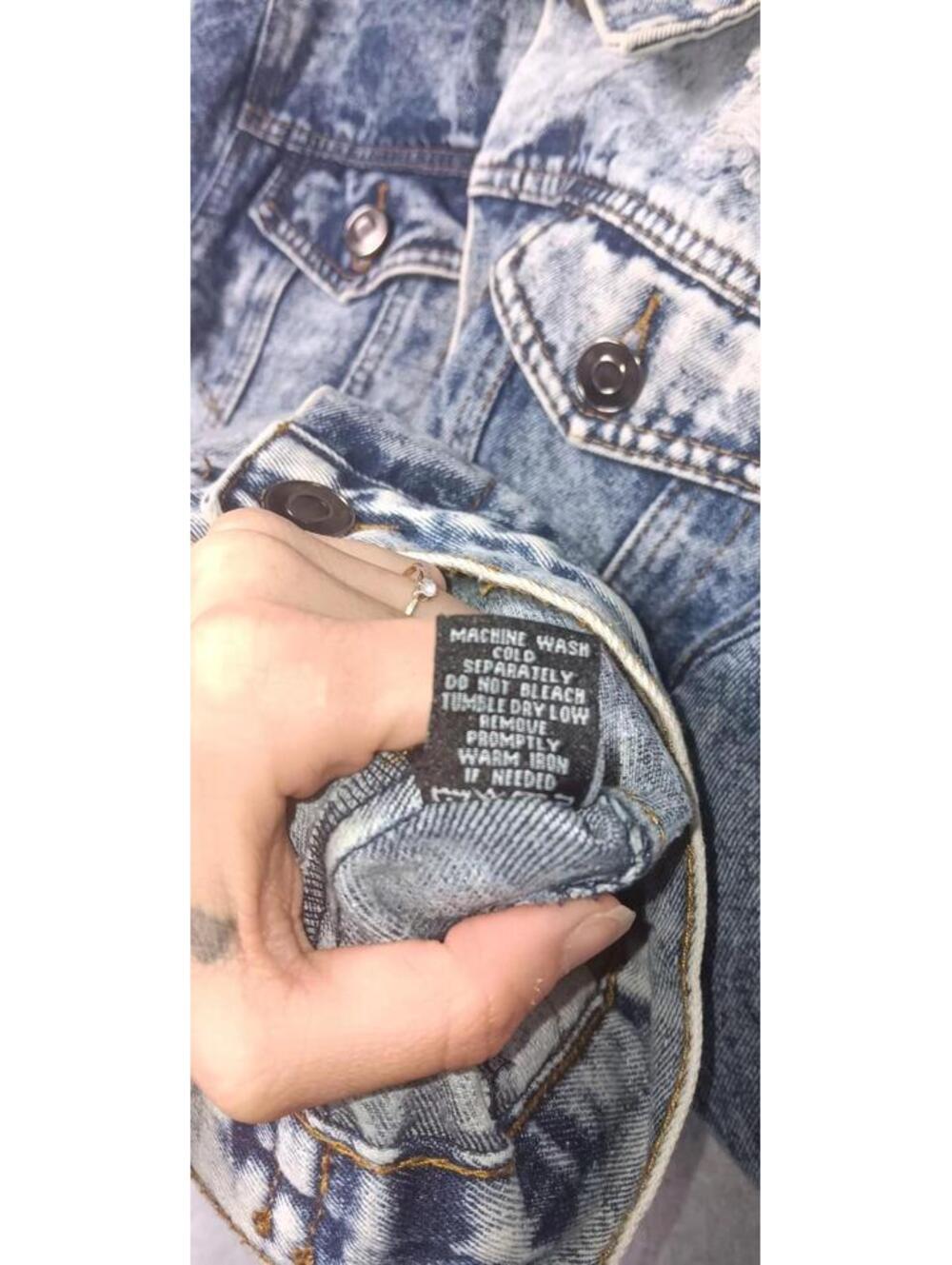 Carbon Denim Jean Jacket Mens Size Small Blue Jean Distressed Partial Acid Wash - Picture 13 of 13